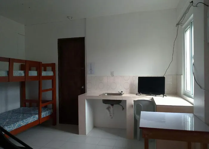 Rb Baruiz "hideaway" - South Hostel Cebu